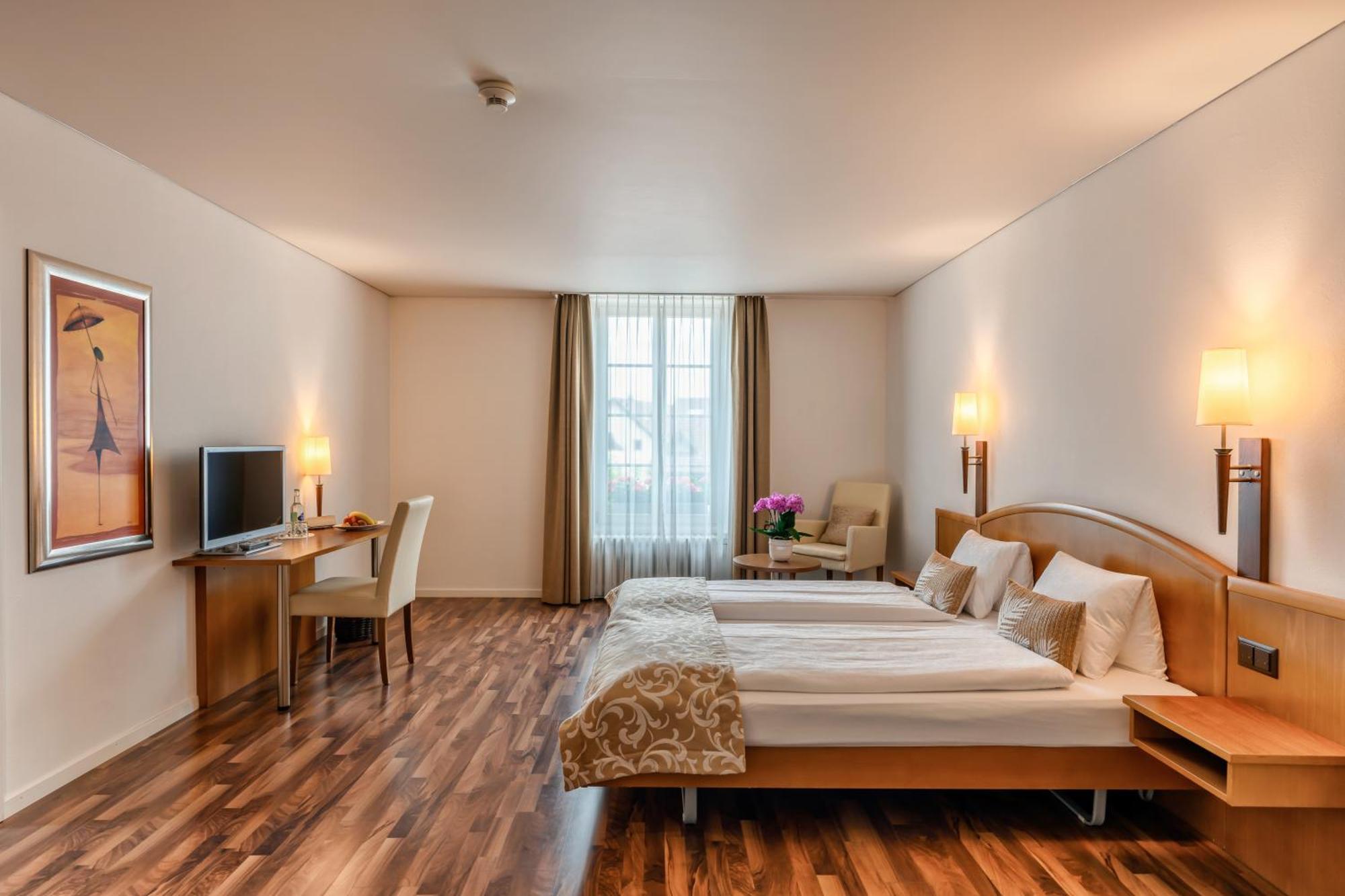 Hotel Landgasthof Schoenbuehl Kültér fotó